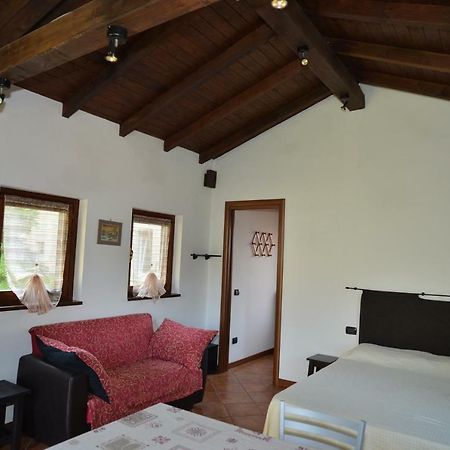Il Basciutin Pettenasco Exterior foto